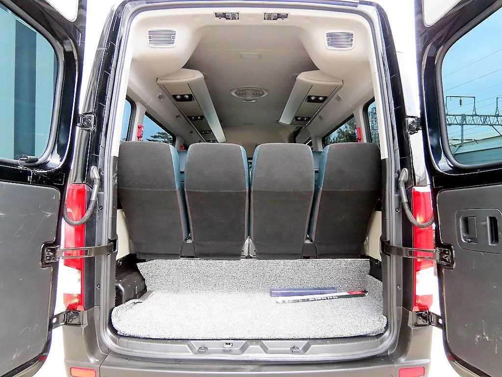 HYUNDAI Solati 2017 Negro - Importación desde Corea - HF Imports Iquique - Foto 18