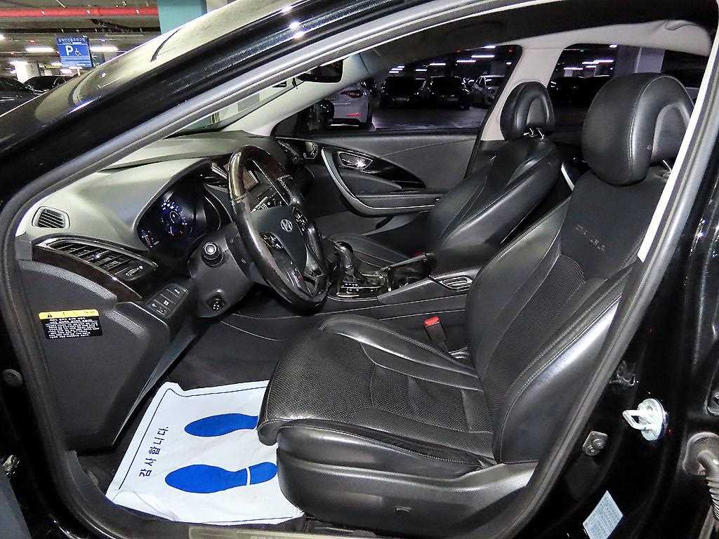 HYUNDAI Grandeur - Vista 6