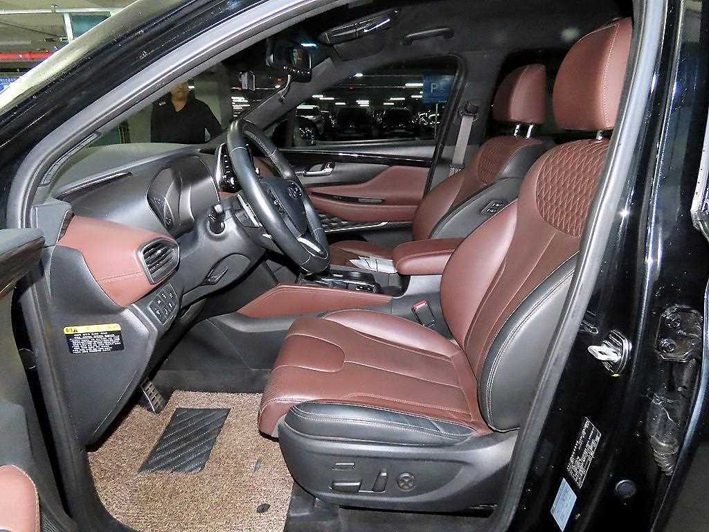 HYUNDAI Santa Fe - Vista 5
