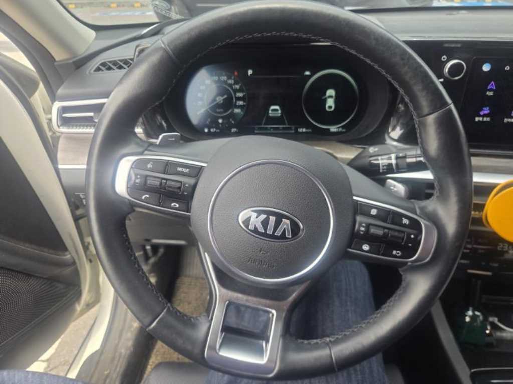 KIA K5 - Vista 4