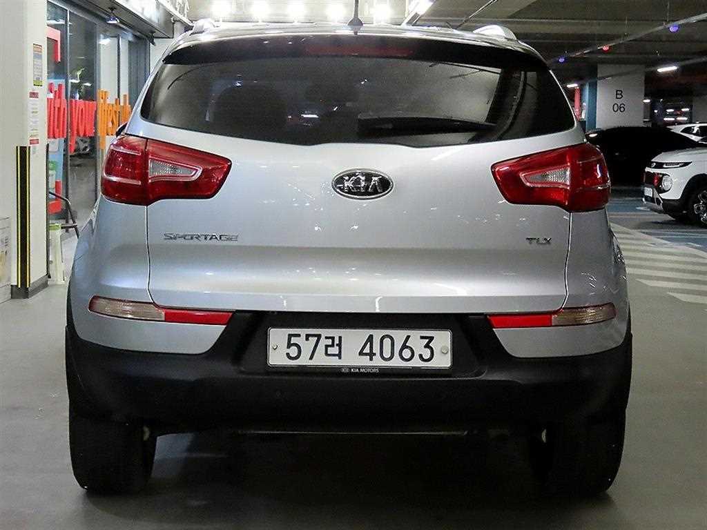 KIA Sportage - Vista 5