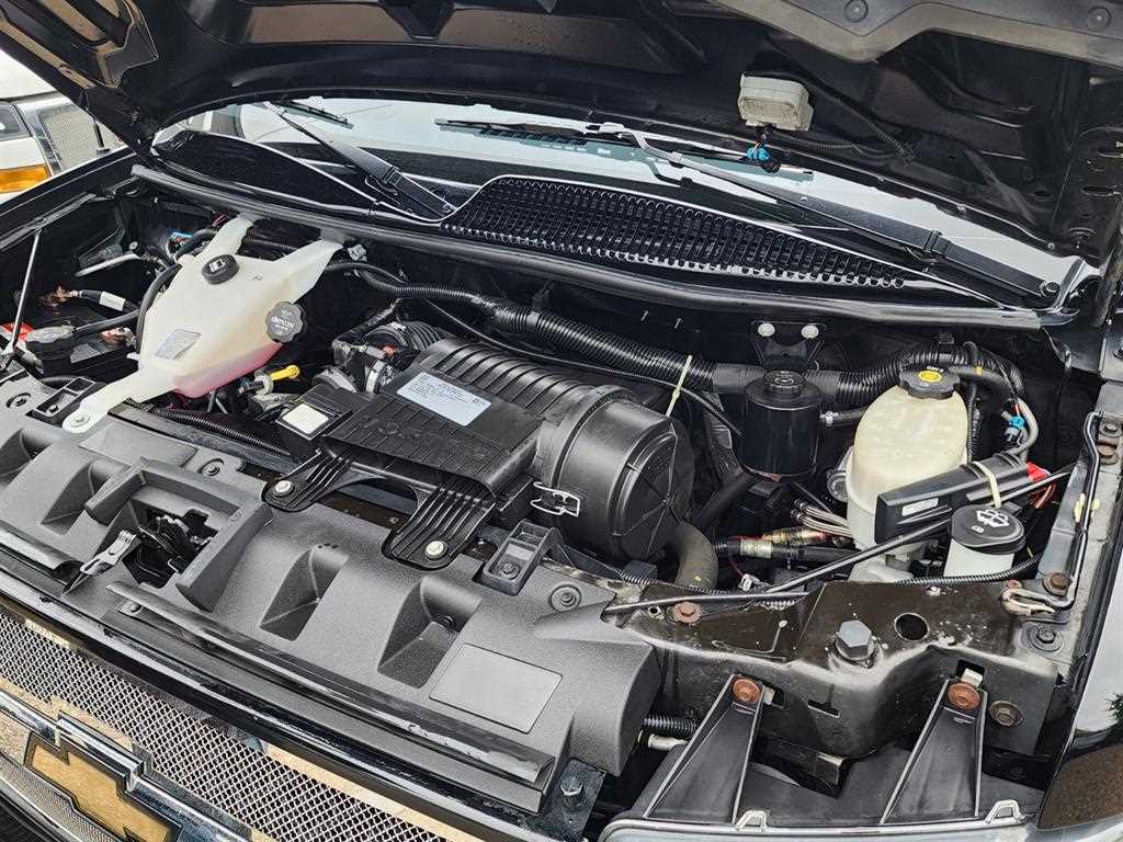 Chevrolet Express van 2017 Negro - Importación desde Corea - HF Imports Iquique - Foto 20