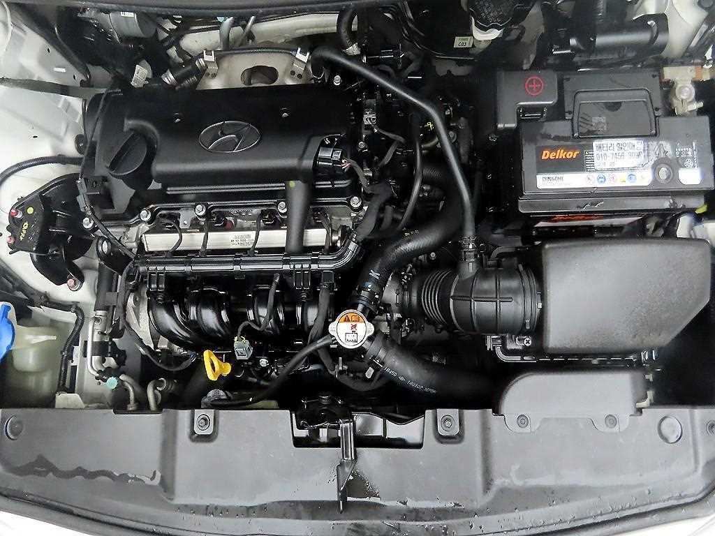 HYUNDAI Accent 2014 Blanco - Importación desde Corea - HF Imports Iquique - Foto 20