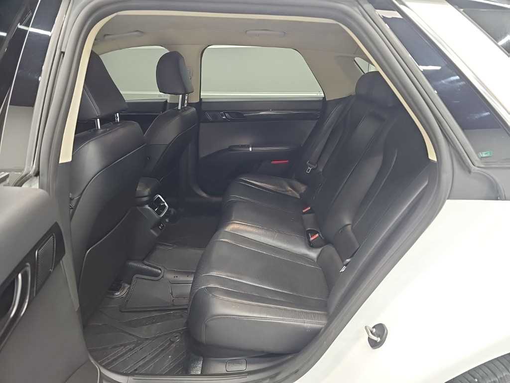 HYUNDAI Grandeur - Vista 12