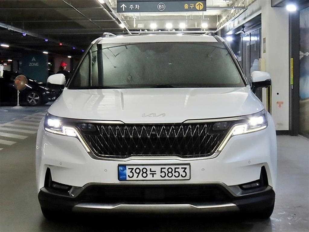 KIA Carnival - Vista 2