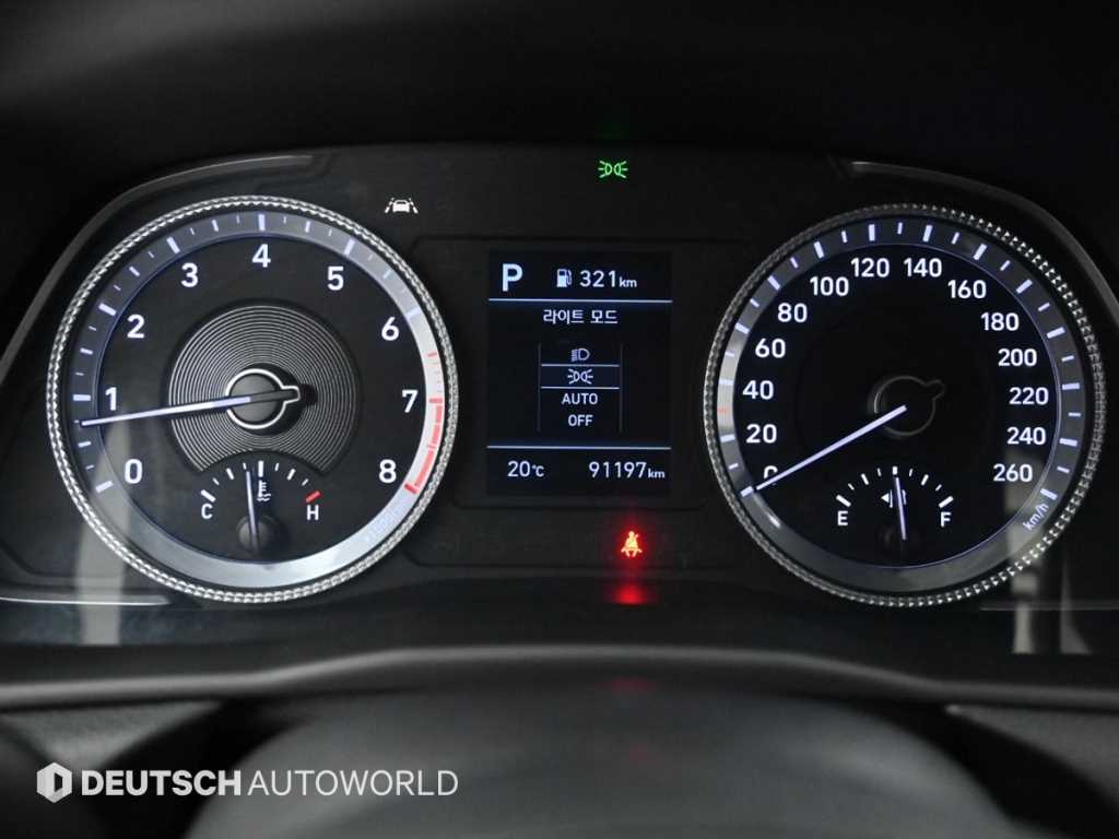 HYUNDAI Sonata - Vista 8