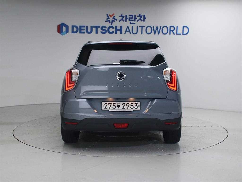 Ssangyong Tivoli - Vista 4