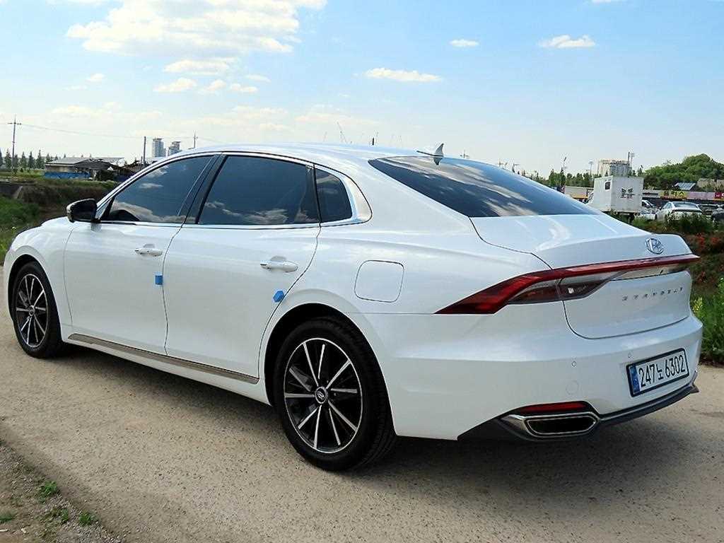 HYUNDAI Grandeur - Vista 3