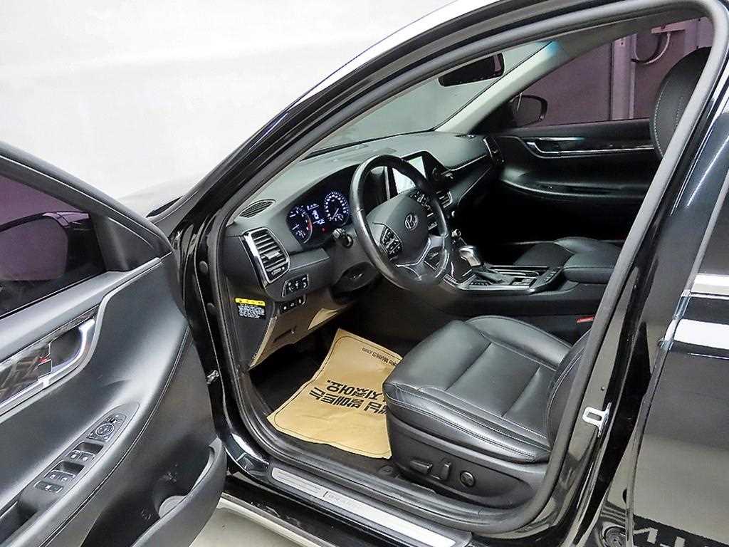 HYUNDAI Grandeur - Vista 5