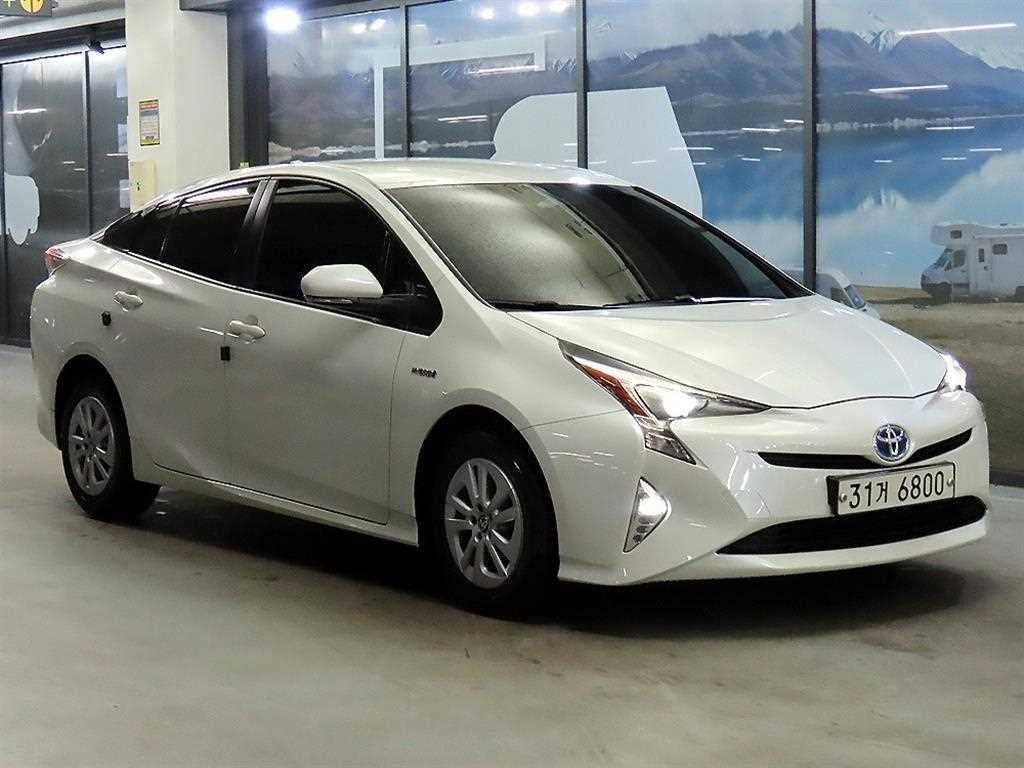 Toyota Prius 2018 Blanco - Importación desde Corea - HF Imports Iquique - Foto 1