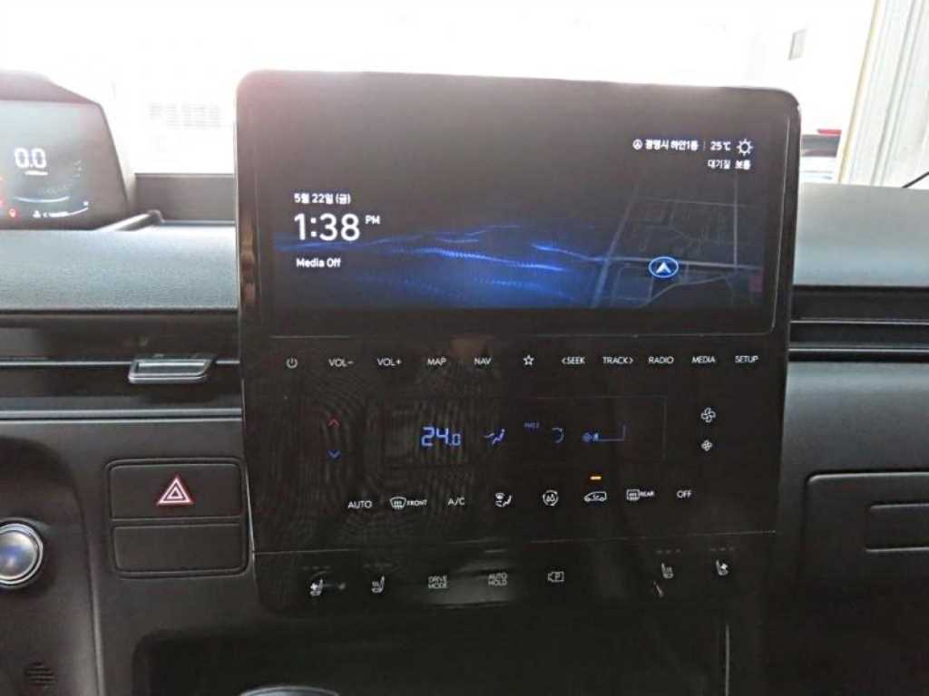 HYUNDAI Staria - Vista 10