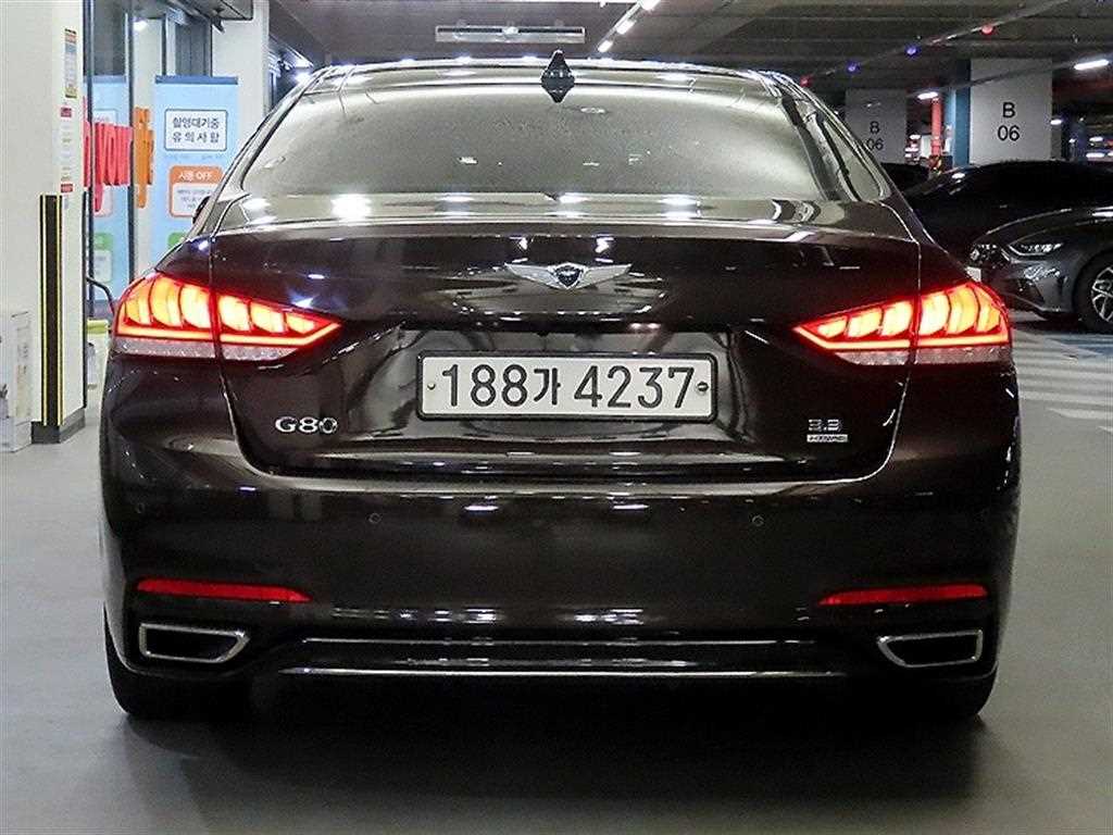 Genesis G80 - Vista 5
