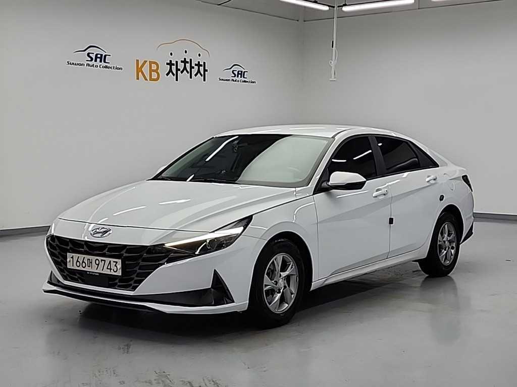 HYUNDAI Avante - Vista 4