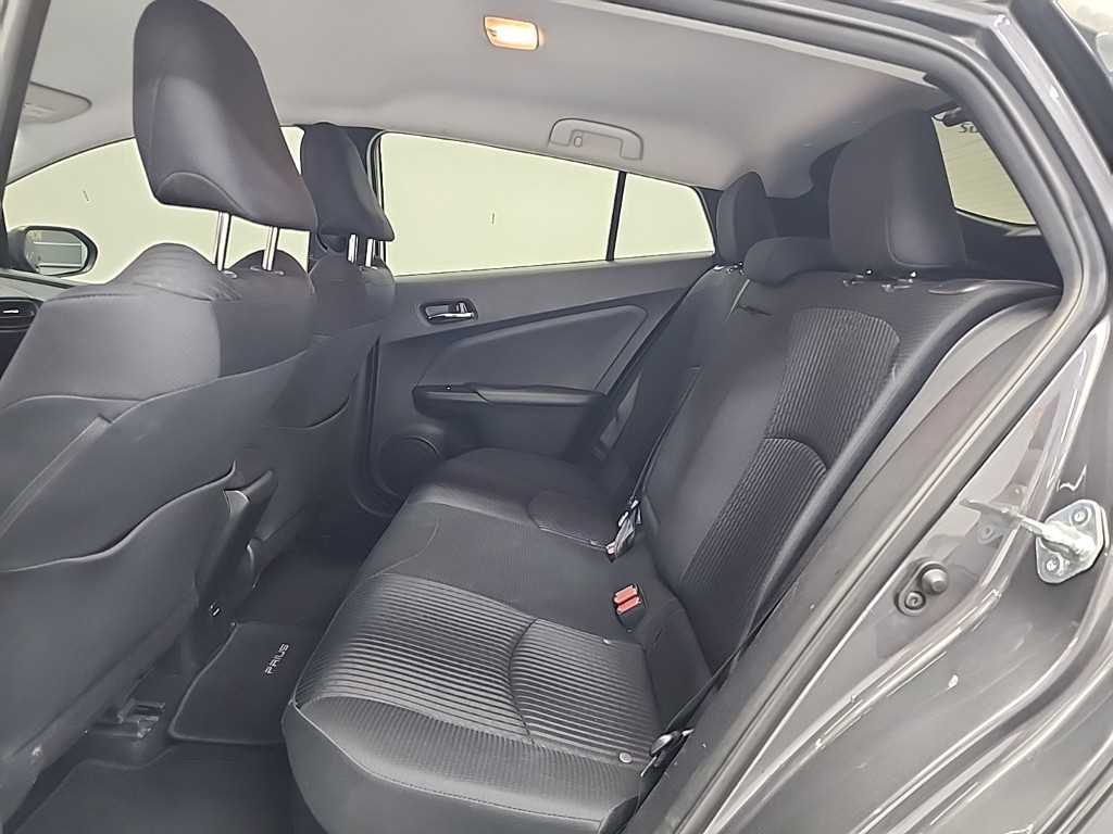 Toyota Prius - Vista 12