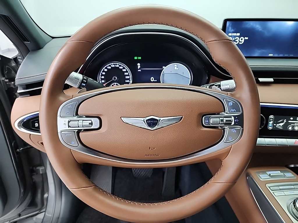 Genesis GV70 - Vista 9