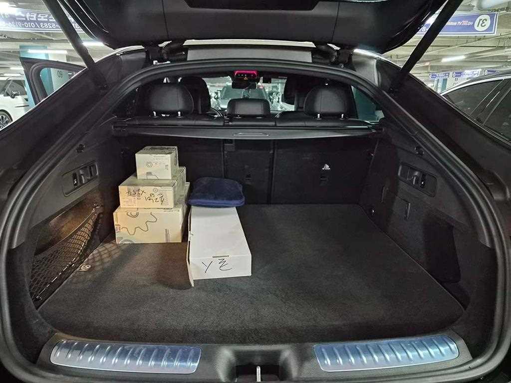 Mercedes Benz GLC Class 2024 Negro - Importación desde Corea - HF Imports Iquique - Foto 17
