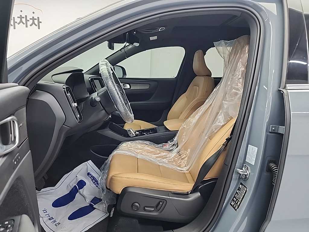 Volvo XC40 - Vista 11