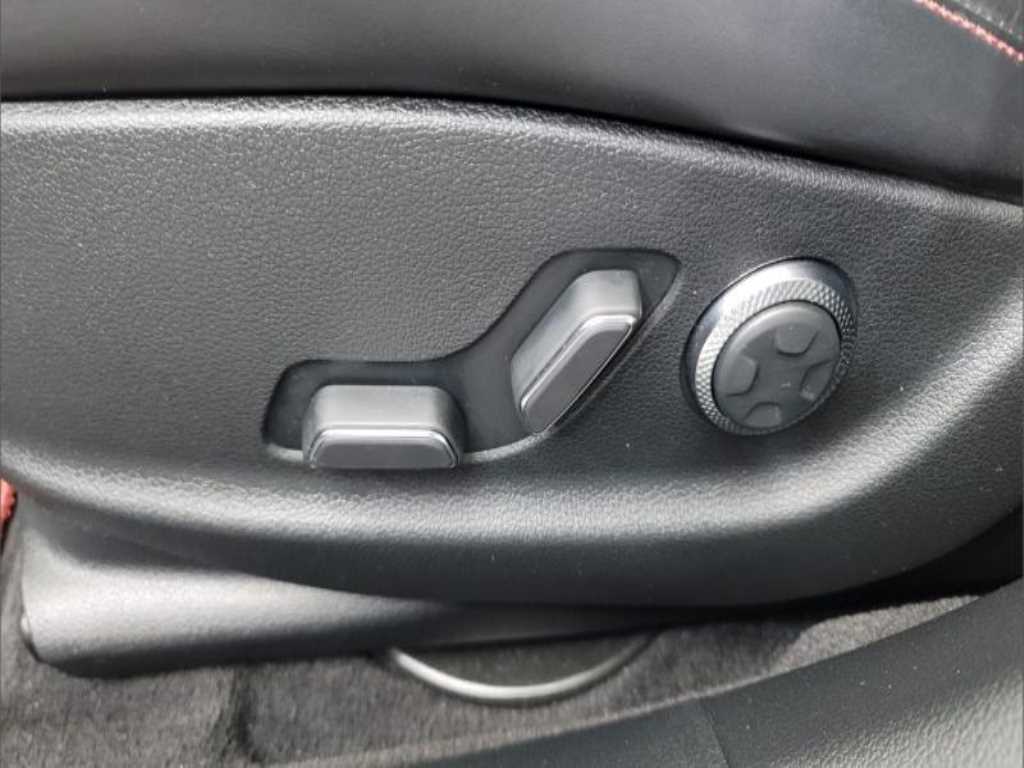 Genesis G80 - Vista 9