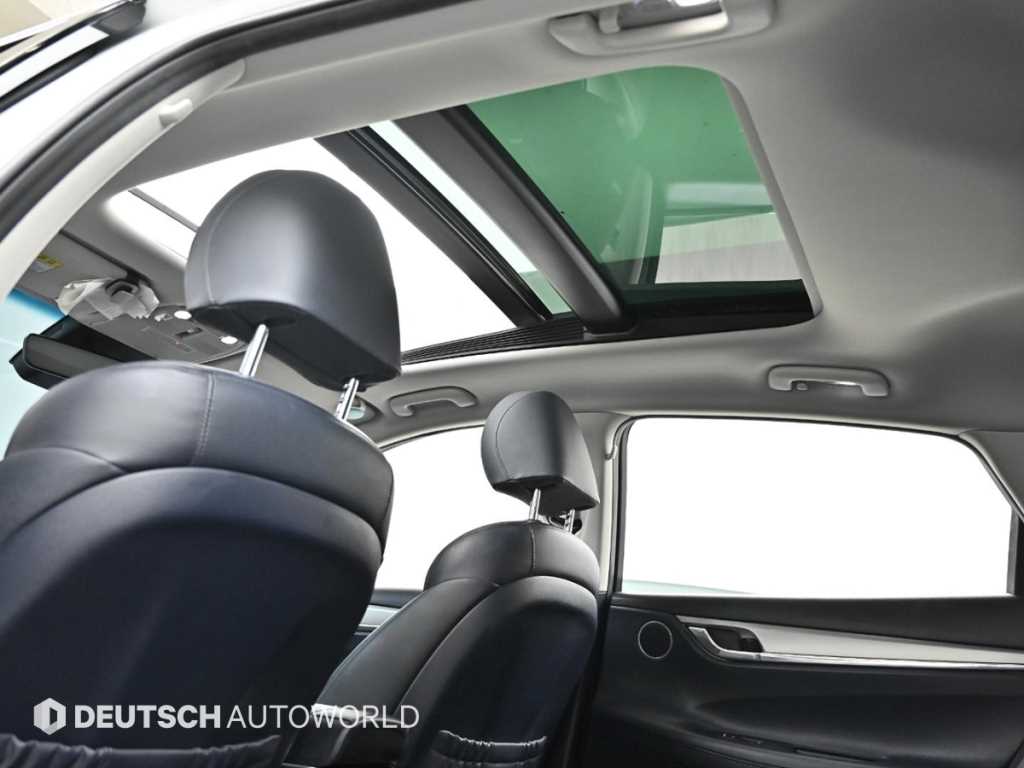 HYUNDAI Grandeur - Vista 11