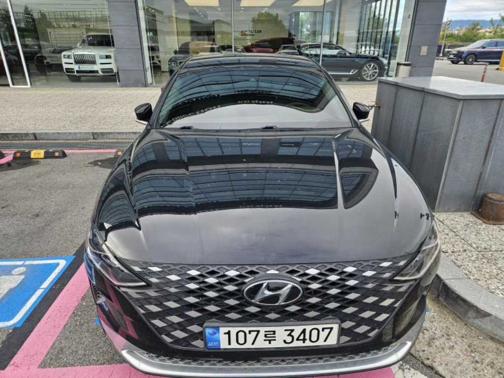 HYUNDAI Grandeur 2023 Negro - Importación desde Corea - HF Imports Iquique - Foto 1