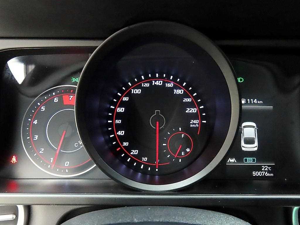 HYUNDAI Avante - Vista 8