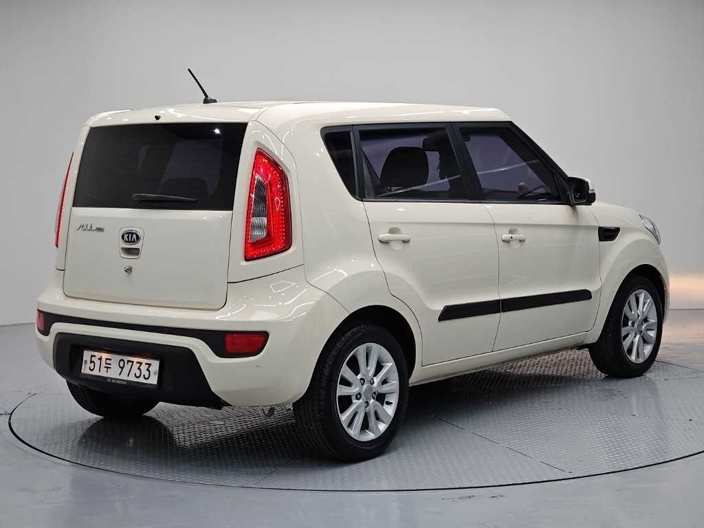 KIA Soul - Vista 4