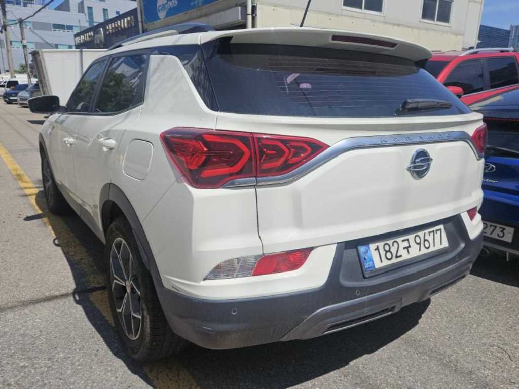 Ssangyong Korando - Vista 4