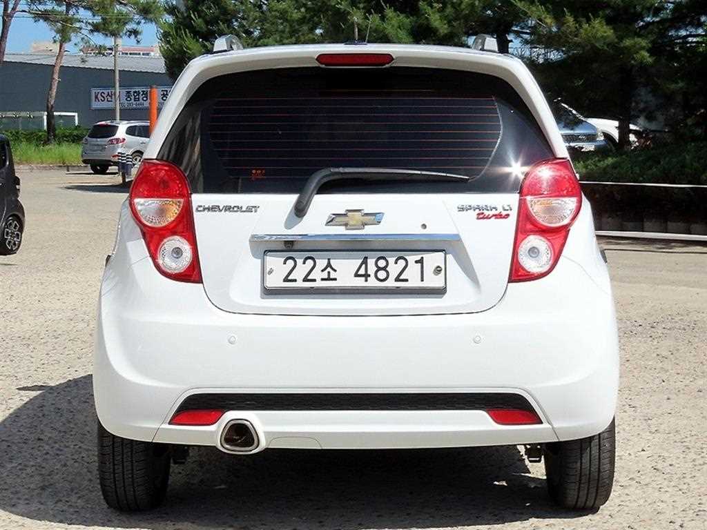 Chevrolet Spark - Vista 4