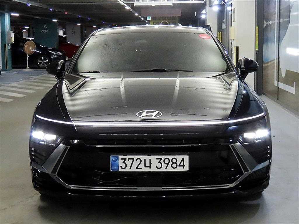 HYUNDAI Sonata - Vista 2