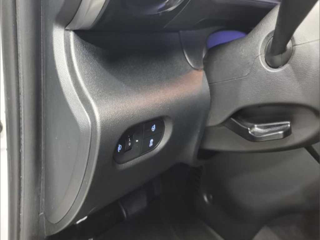 HYUNDAI Casper - Vista 10