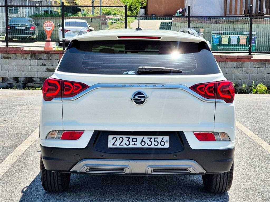 Ssangyong Korando - Vista 5