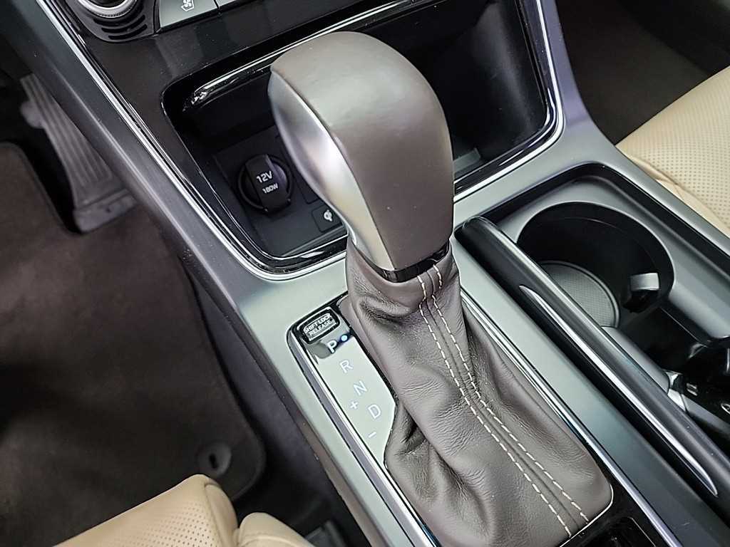 HYUNDAI Grandeur - Vista 8