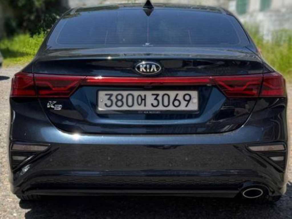 KIA K3 - Vista 4