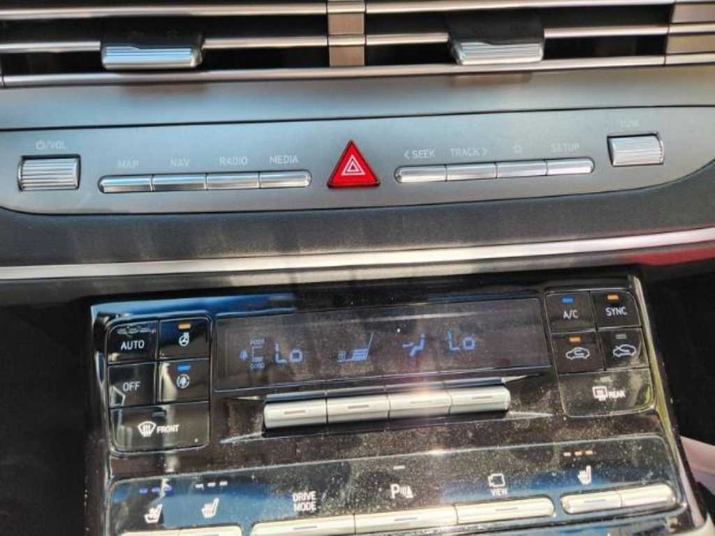 HYUNDAI Grandeur - Vista 4