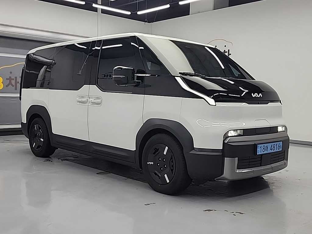 KIA PV5 - Vista 4