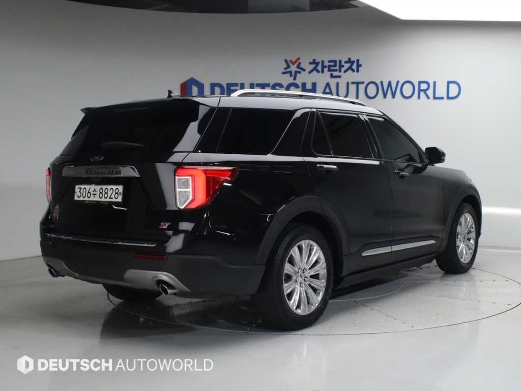 Ford Explorer - Vista 2