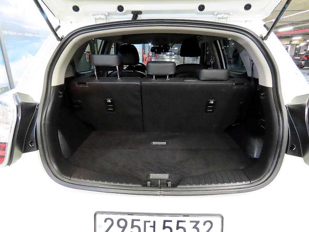 Ssangyong Tivoli 2022 Blanco - Importación desde Corea - HF Imports Iquique - Foto 17