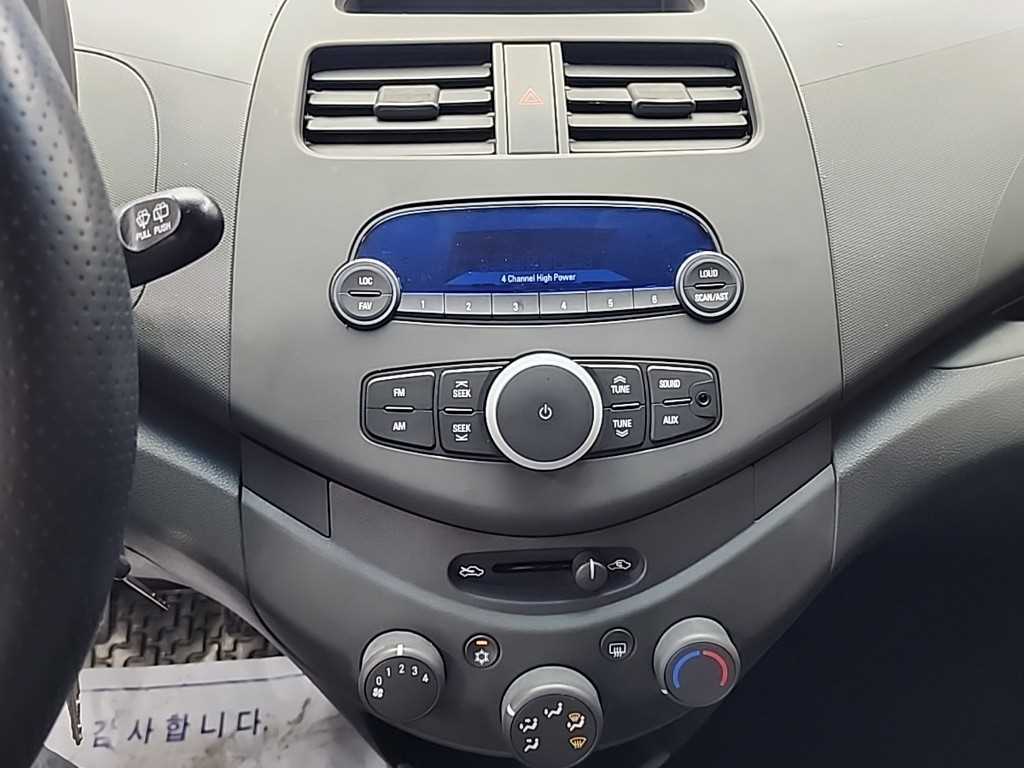 Chevrolet Spark - Vista 10