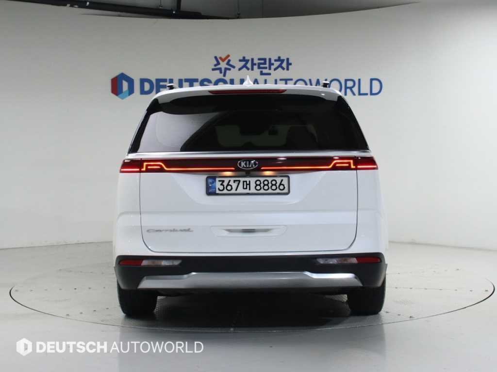 KIA Carnival - Vista 4