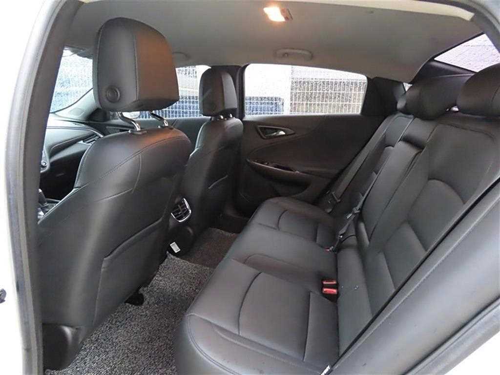 Chevrolet Malibu - Vista 7