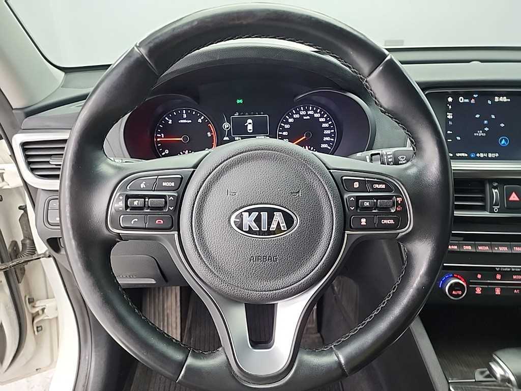 KIA K5 - Vista 9