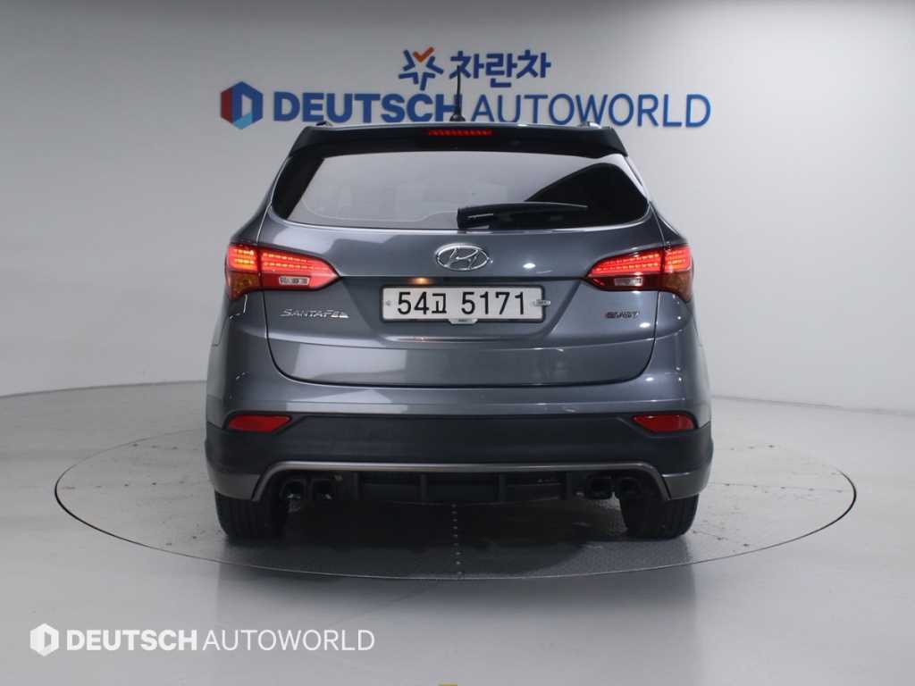HYUNDAI Santa Fe - Vista 4