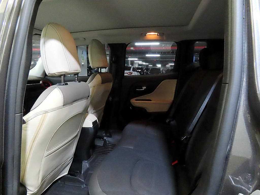 Jeep Renegade - Vista 7