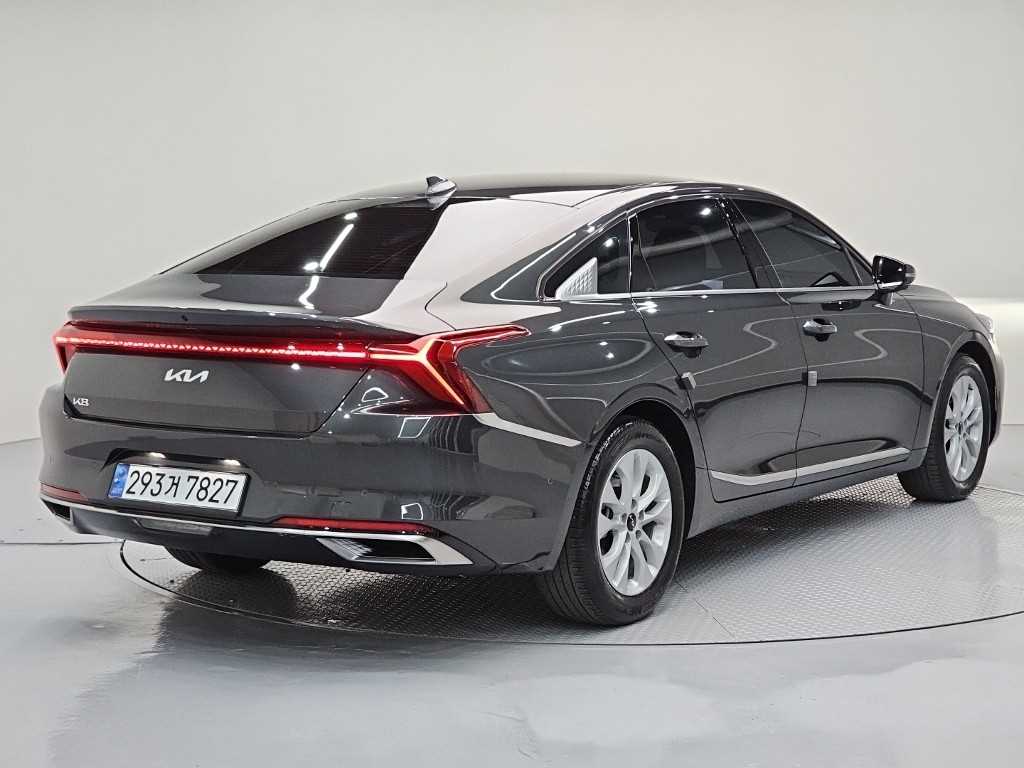 KIA K8 - Vista 4