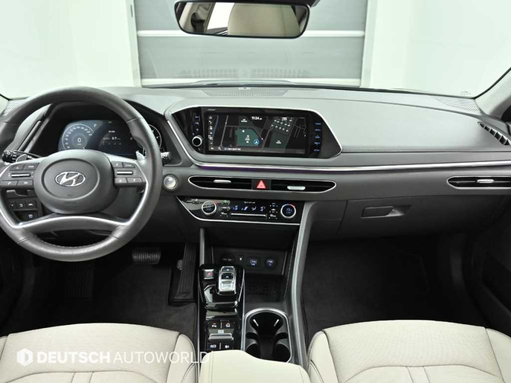 HYUNDAI Sonata - Vista 7