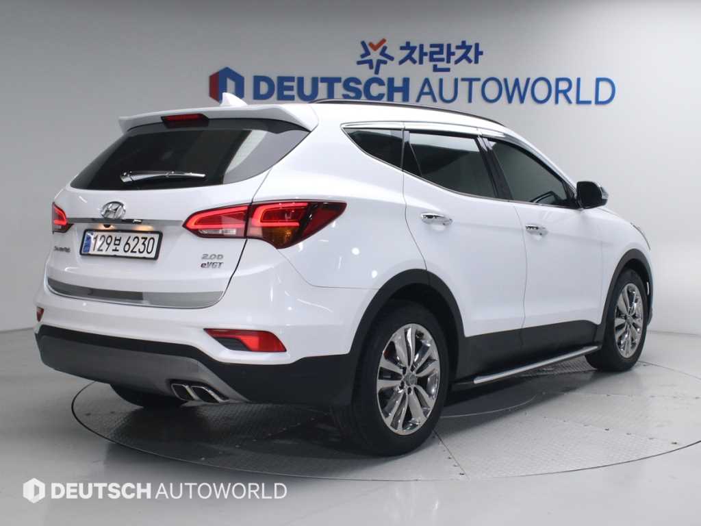 HYUNDAI Santa Fe - Vista 2