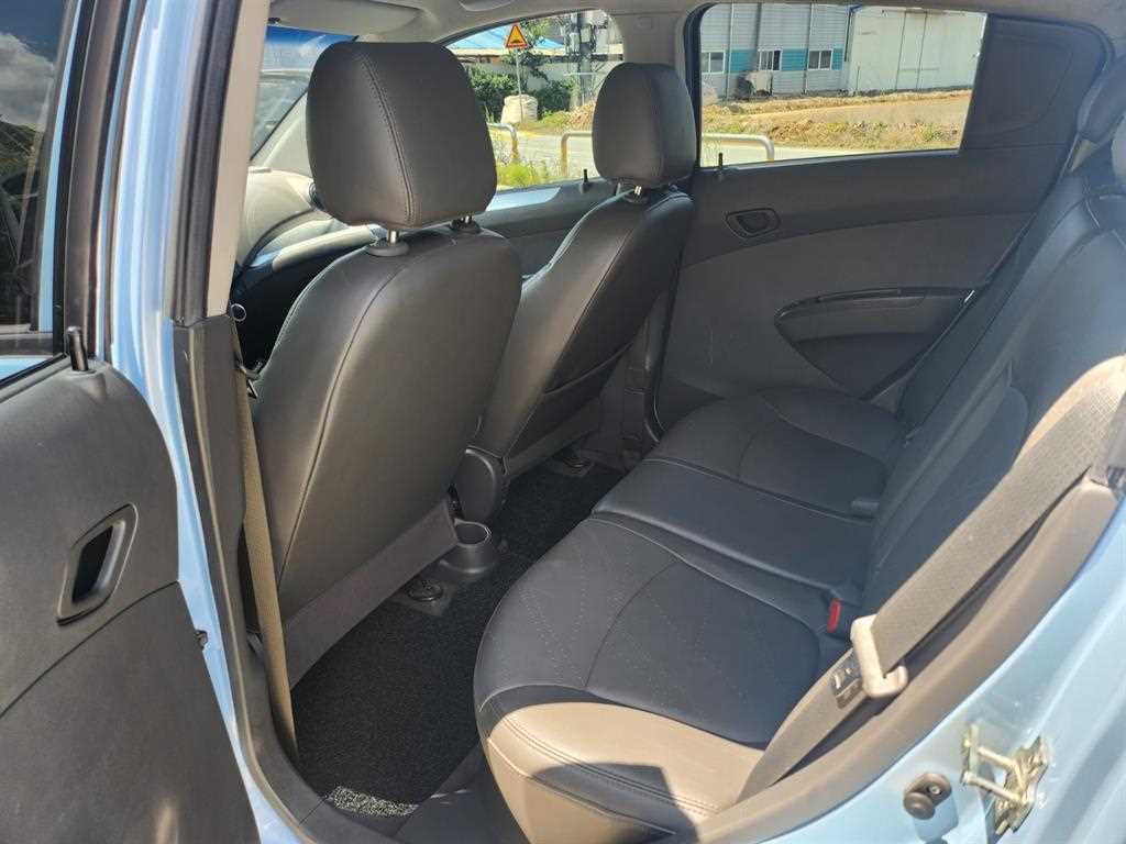 Chevrolet Spark - Vista 11