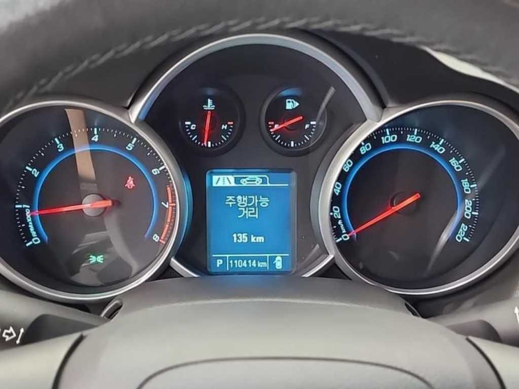 Chevrolet Cruise - Vista 4