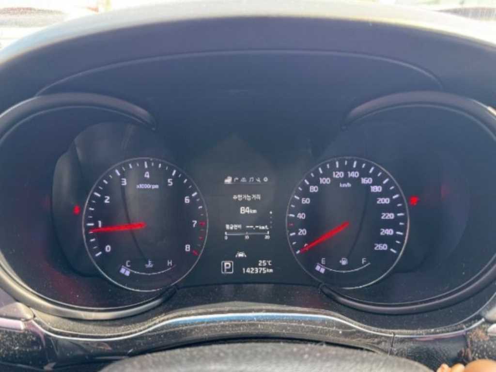 KIA K9 - Vista 11