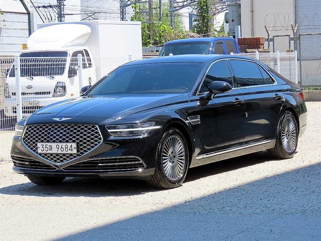 Genesis G90 - Vista 5